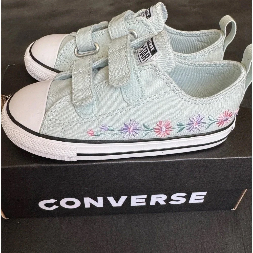 Converse All Star Infant 10 Mint Green Floral Embroidered Strap Sneakers NEW